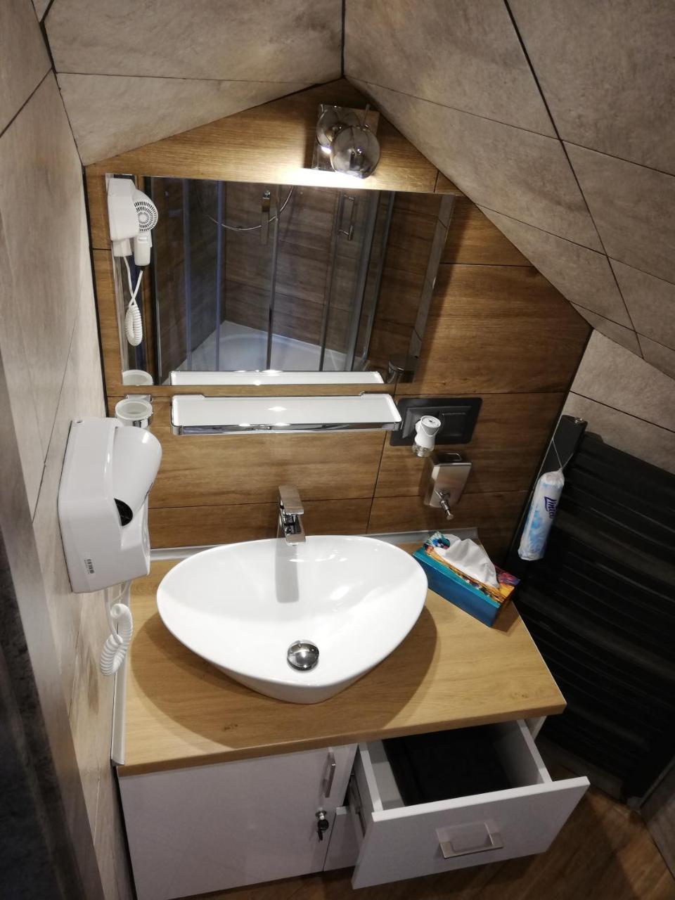 Przystan Apartment Rozalin  ภายนอก รูปภาพ
